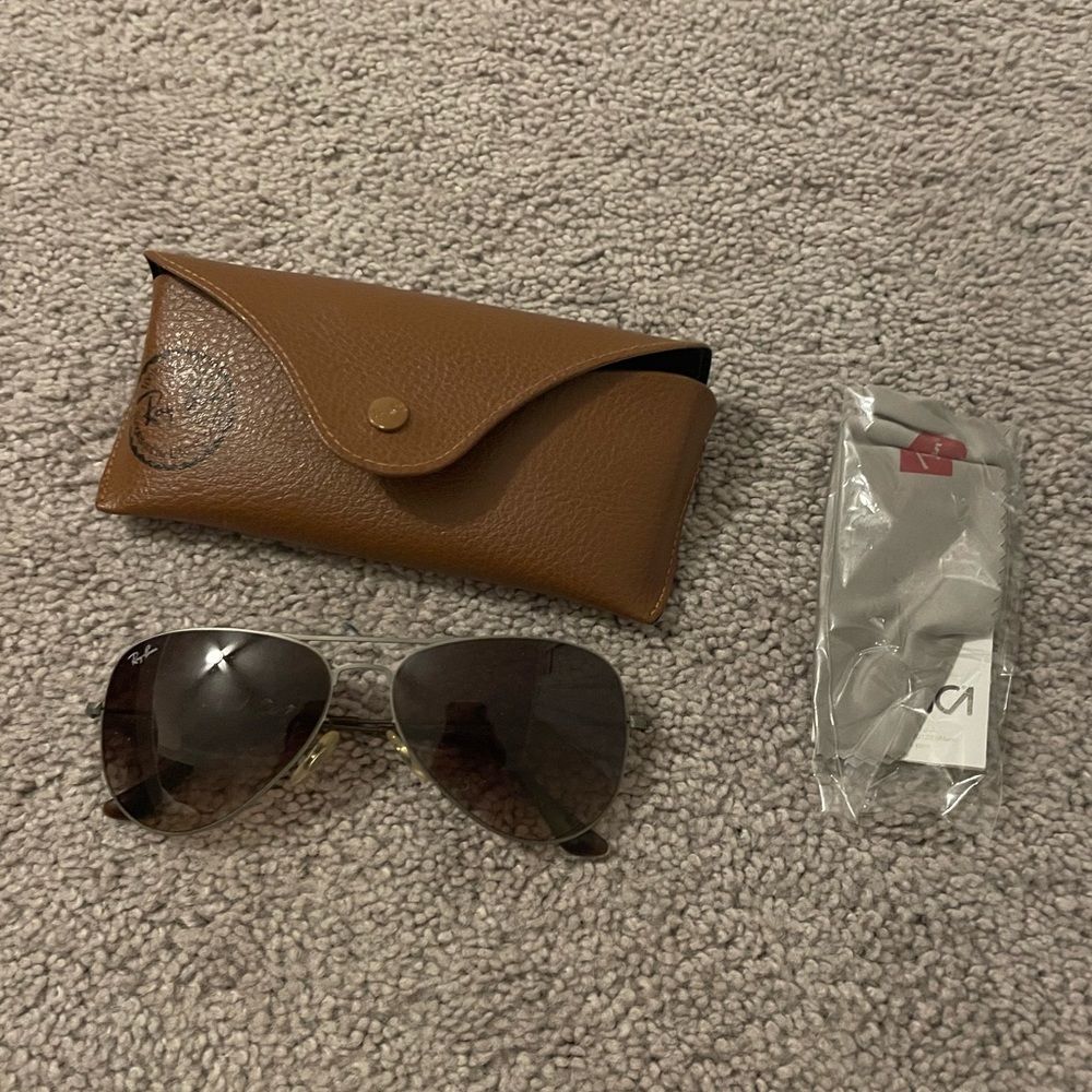 Gray Ray Ban Aviators
